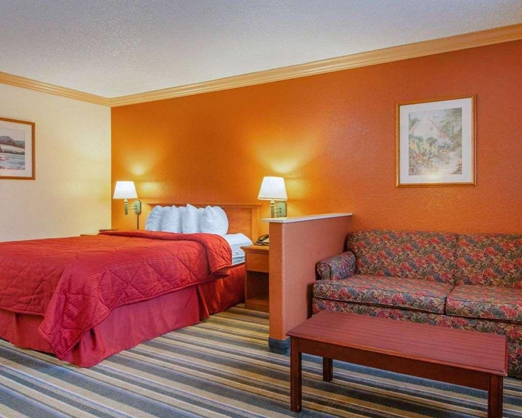 Quality Inn & Suites Medford Airport Pokoj fotografie